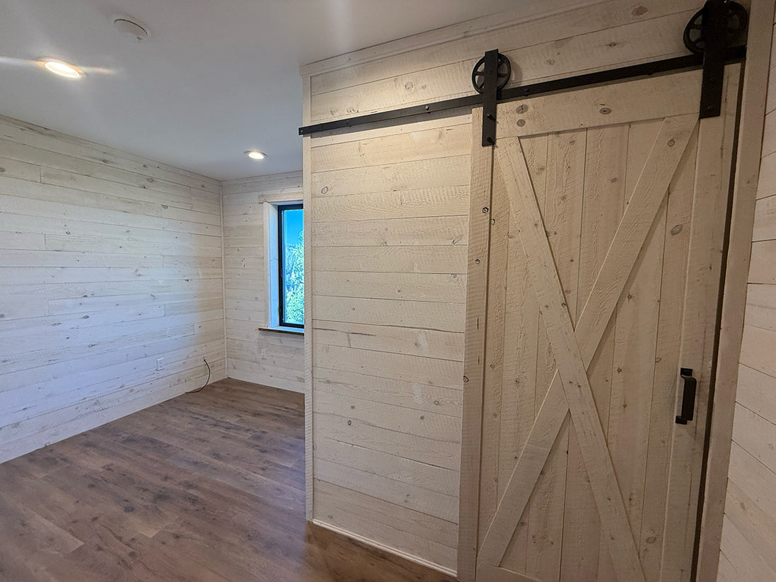 Shiplap Boards (10 Piece, Covers 33.33 to 50 sq ft)